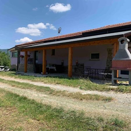 Вилла La Casa Sulla Collina Varsi Экстерьер фото
