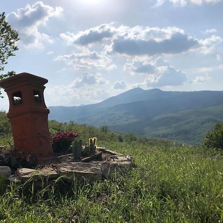 Вилла La Casa Sulla Collina Varsi Экстерьер фото