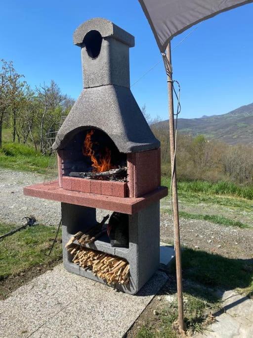 Вилла La Casa Sulla Collina Varsi Экстерьер фото